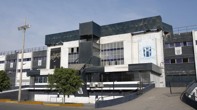 Foto 5 | Miércoles 25. "Alianza Lima":https://gestion.pe/inmobiliaria/alianza-lima-rechaza-venta-su-estadio-iglesia-evangelica-2203244 rechaza venta de su estadio a iglesia evangélica. “La venta del estadio ni si quiera ha sido puesta en discusi