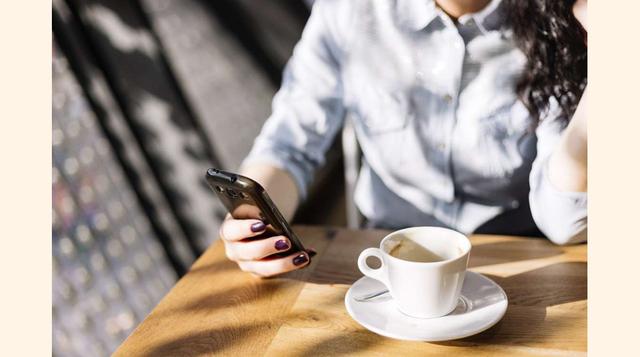 FOTO 3 | Solo crea contenido para las redes sociales sobre aquello que te agrade, considera si realmente es necesario publicar algo todos los días, sobre todo cuando solo se trata de una fotografía del burrito que comiste en el desayuno. Nadie necesita ver el minuto a minuto de tu vida diaria. Y tú tampoco te sentirás muy emocionado cuando, dos años después, te aparezca cada detalle en tu muro como un recuerdo.