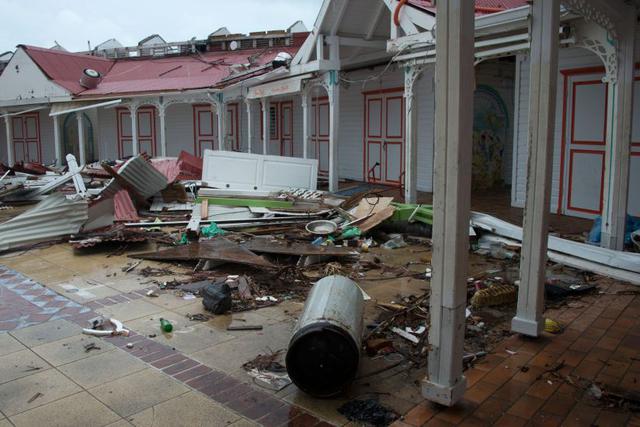 FOTO 10 | Cerca de su camino se encuentra la isla de St. Croix en las Islas Vírgenes Estadounidenses, donde el gobernador Kenneth Mapp dijo que les aguarda “una noche muy, muy larga”. (Foto: AFP)