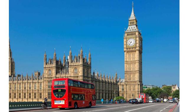 BIG BEN, INGLATERRA. Seguramente el reloj más famoso de la historia, el Big Ben es la gran campana situada al lado de la sede del Parlamento del Reino Unido, en Londres. Es la torre de reloj de cuatro caras más grande del mundo. 