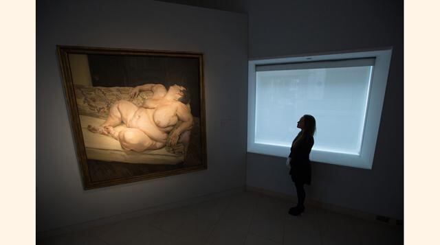 Esta es una obra de Lucian Freud llamada 'Benefits Supervisor Resting' que Christie's tiene en Londres. Es parte de su colección  Arte Contemporáneo y de Pos Guerra prevista para el 13 de mayo.(AP Photo/Tim Ireland)