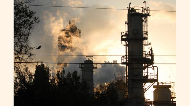 Exxon Mobil,  4.7 millones de barriles de petroleo crudo. (Foto: Bloomberg)