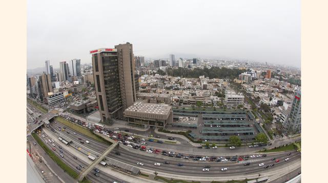 Durante el segundo semestre del 2015, el Osinergmin inició siete procesos administrativos sancionadores contra Petroperú por problemas en sus plantas de Yurimaguas, Conchán, Iquitos, Piura, Tacna, así como en el Oleoducto Norperuano.