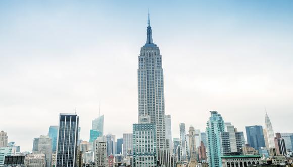 FOTO 4 |  El piso 103 del Empire State Building- Nueva York, Estados Unidos
Se sabe que en el piso 102 del edificio hay un mirador. Pero también puedes observar la ciudad desde la altura del piso 103, donde se encuentra un cuarto pequeño con un balcón. Aunque solo el personal y los visitantes famosos e importantes tienen acceso a él.