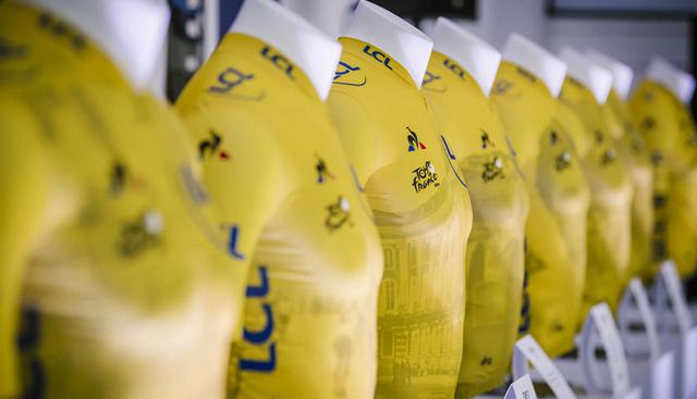 FOTO 3 | 3. ¿Quién es el maillot amarillo más efímero?De los 274 corredores que lo han vestido, el que menos tiempo lo llevó en sus espaldas es el francés Romain Feillu, que tras ganarlo en Nantes en 2008, lo dejó escapar al día siguiente en una contrarreloj en Cholet en apenas 40 minutos.