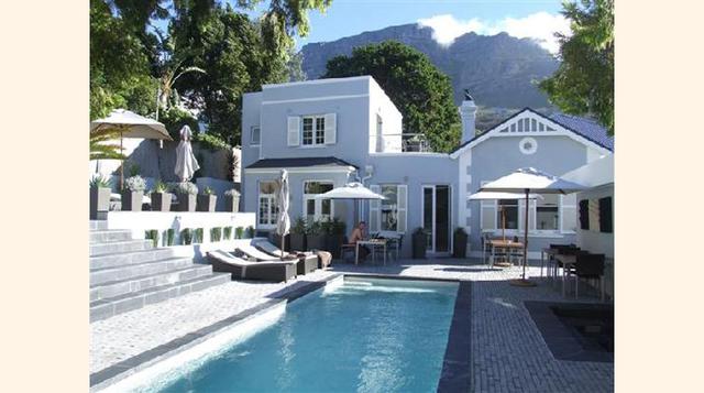 Bellevue Syrene,  Sorrento, Italia. "Elegante, ventoso y relajante. Un hermoso hotel en una magnífica ubicación con todos los servicios y el personal. "