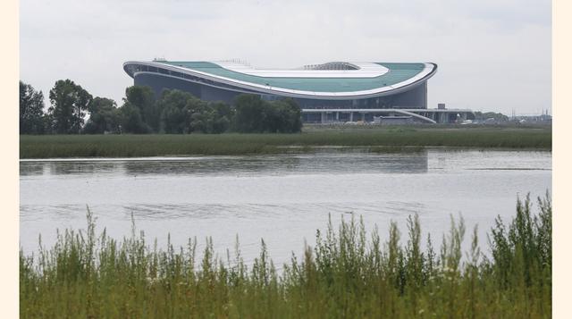 Vista general del estadio Kazan Arena el ciudad rusa de Kazan, donde además de disputarse partidos de la fase de grupos, también se realizarán los cuartos de final del torneo. (Foto: Reuters)