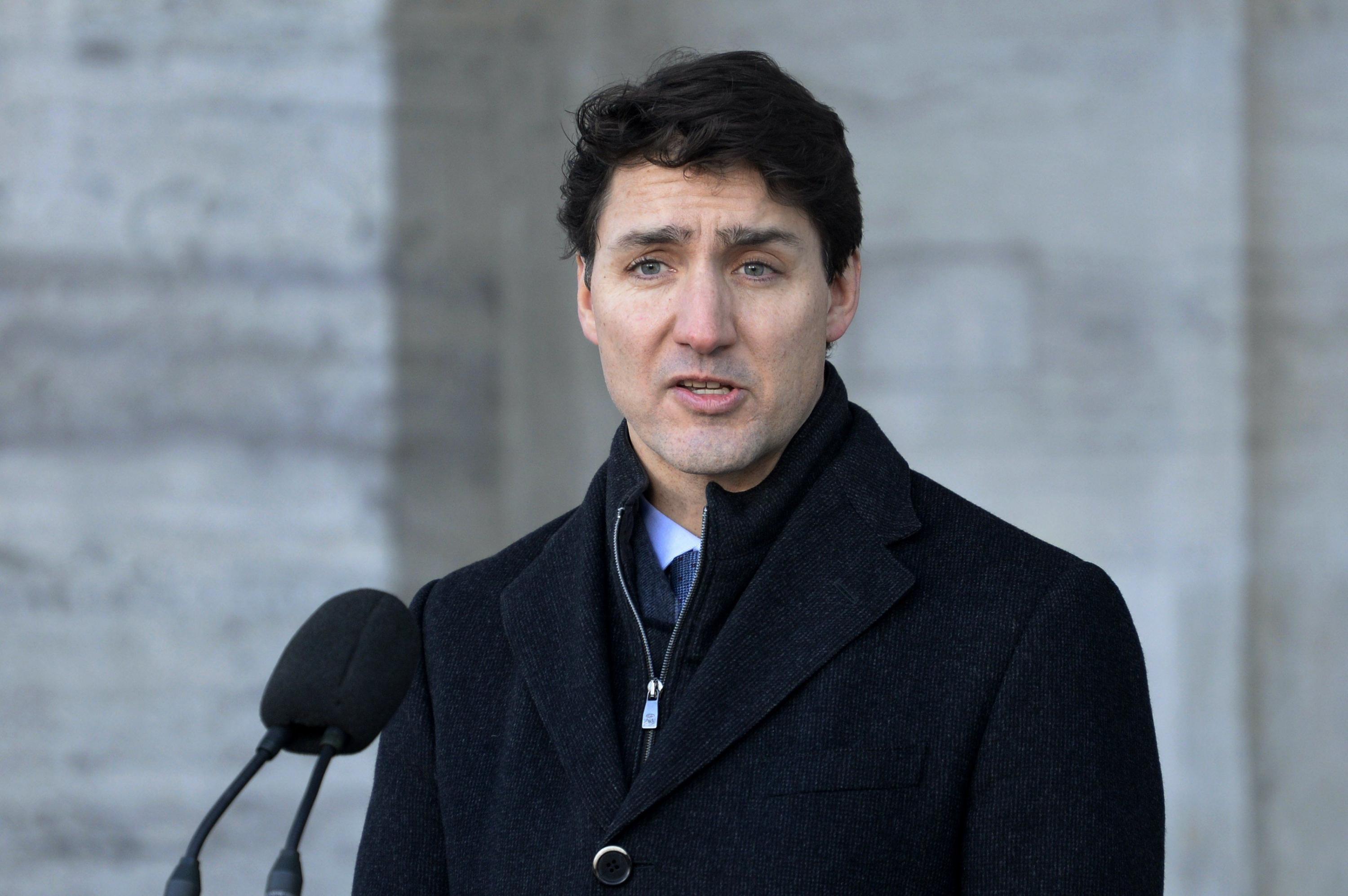 "La pasada noche pedí y acepté la dimisión de John McCallum como embajador de Canadá en China", afirmó Justin Trudeau en un comunicado. (Foto: AP)