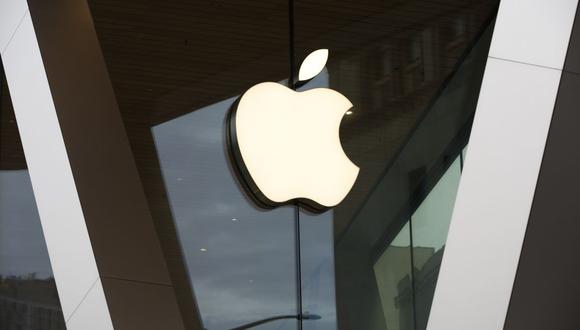 La defensa de Apple, representada por Karen Dunn, acusó a Epic de no querer pagar las tarifas que pagan el resto de desarrolladores, de estar buscando un “acuerdo al margen del resto” y de haber decidido invertir en abogados y relaciones públicas en lugar de en innovación. (Foto de archivo: AP Photo/Kathy Willens)