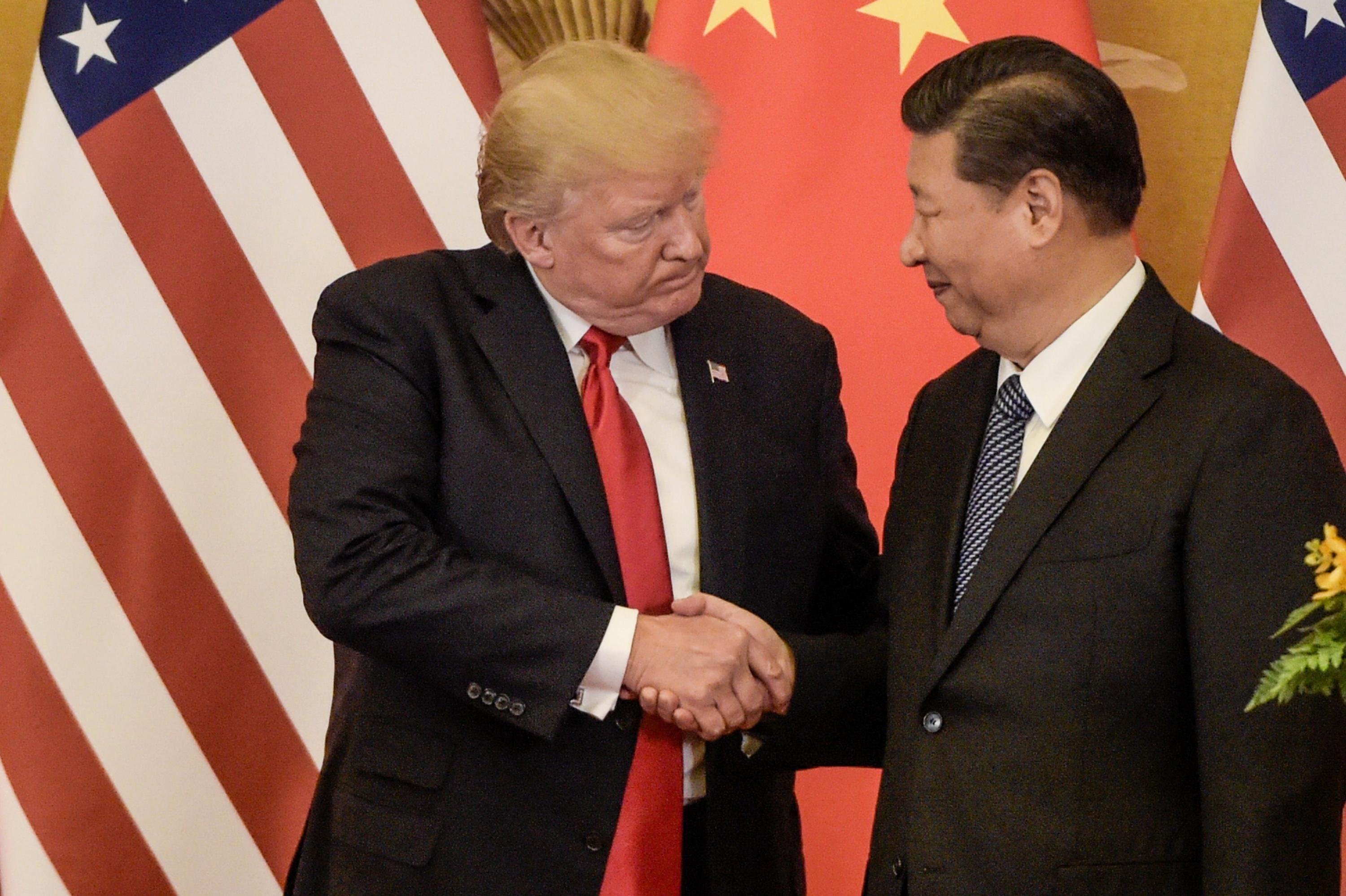 No está claro qué autoridad legal podría utilizar Trump para obligar a las firmas de su país a cerrar las operaciones en China. (Foto: AFP)