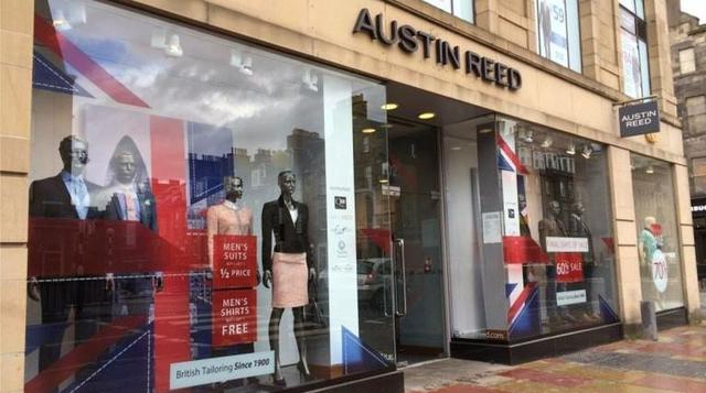 La compañía inglesa Austin Reed abrirá su primera tienda en el Perú. La marca de moda masculina tendrá en el Jockey Plaza un local de 150 m2. Los planes de expansión incluyen otros siete locales más entre la capital y provincias.