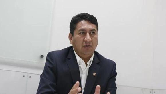 Vladimir Cerrón anunció  que Perú Libre no participará de la reunión con el Ejecutivo.  Foto: archivo GEC