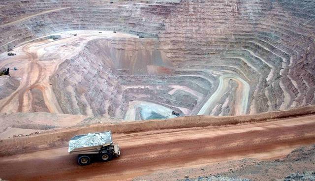 FOTO 1 | Minería en Perú