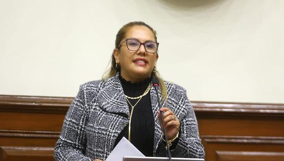 Congreso: rechazan propuesta para que Digna Calle sea vicepresidenta de la Comisión de la Mujer. Foto: Congreso