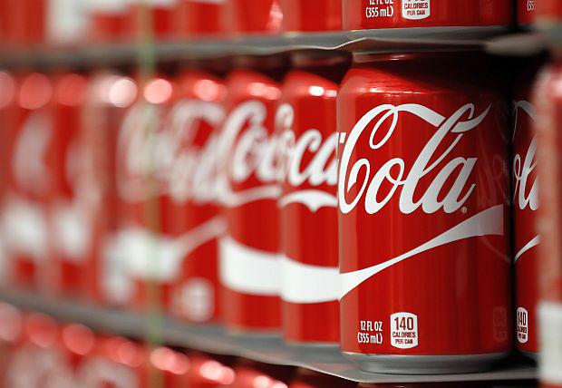Ante la baja en las sodas tradicionales, Coca-Cola está apostando por el lanzamiento de nuevos productos para atender los cambios en los gustos del consumidor. (Foto: AFP)<br>