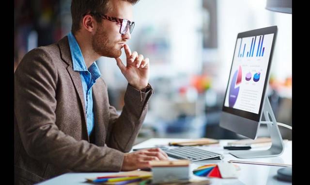 FOTO 3 | Eternos novatos: el 30 por ciento dice que la nueva tecnología hace que sea difícil mantener sus habilidades al día. Pero también nos convierte en expertos instantáneos. El 46 por ciento dice que Internet les permite aprender y olvidar habilidades más rápido que nunca.