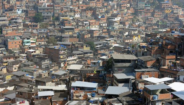 Según el Plan Maestro de Río de Janeiro, las favelas son áreas habitacionales, ocupadas por poblaciones de bajos ingresos. (Foto: AFP)