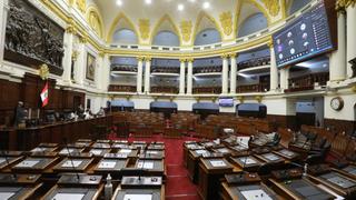 Congreso amplía por 20 días plazo para investigar vacunación irregular contra el COVID-19