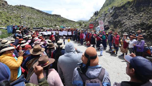 Comuneros de Fuerabamba retomarán el bloqueo de la vía de la mina Las Bambas a partir de este martes. (Foto: Antonio Álvarez / GEC)