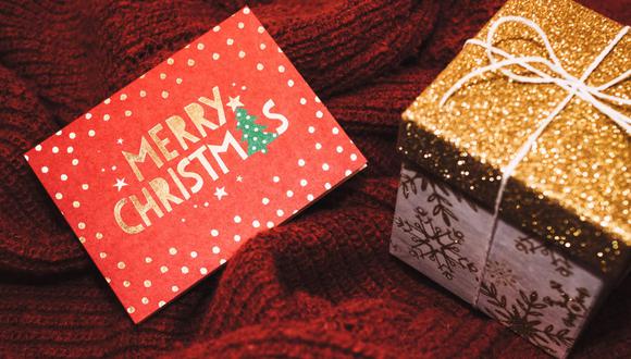 FRASES | Para que expreses el espíritu de la Navidad, usa uno de estos mensajes en tus tarjetas. (Foto: freestocks.org / Pexels)