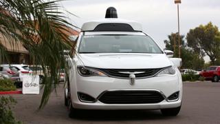 Taxi robot llegará pronto tras avance en vehículos autónomos, según Mobileye