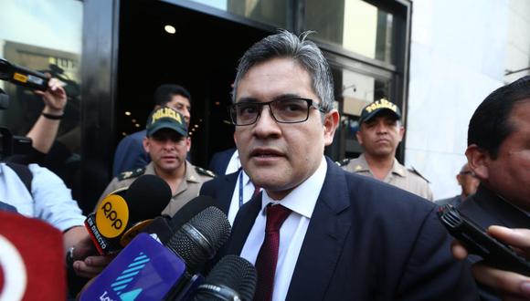 El fiscal José Domingo Pérez acudió al despacho del congresista de Fuerza Popular Miguel Castro Grandez. (Foto: Alessandro Currarino)