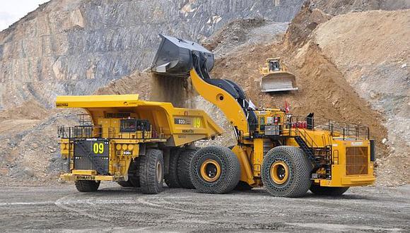 Caída respondería en mayor parte a un menor desempeño del sector minero, el cual tiene una participación de 53.48% de las exportaciones. (Foto: GEC)