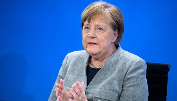 La canciller alemana, Angela Merkel, se pronuncia en una conferencia de prensa sobre las medidas del gobierno para evitar una mayor propagación del nuevo coronavirus. (Bernd von Jutrczenka / POOL / AFP).