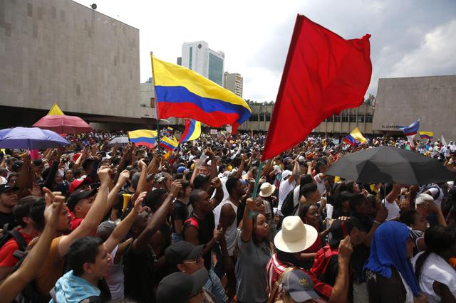 Las protestas de este jueves son las más grandes contra el Gobierno de Duque y ocurren en un momento de agitación social en América Latina lo que acrecentó el temor a un brote de violencia. (Foto: EFE)