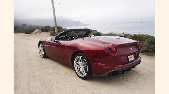 El súper auto práctico: Ferrari California T. Ah, Ferrari. La compañía puso nuevas cosas lindas este año, pero en el que pasé más tiempo (y más me divertí) fue en el Ferrari California T. El California T de US$ 199,000 tiene 553 caballos de fuerza, un mot