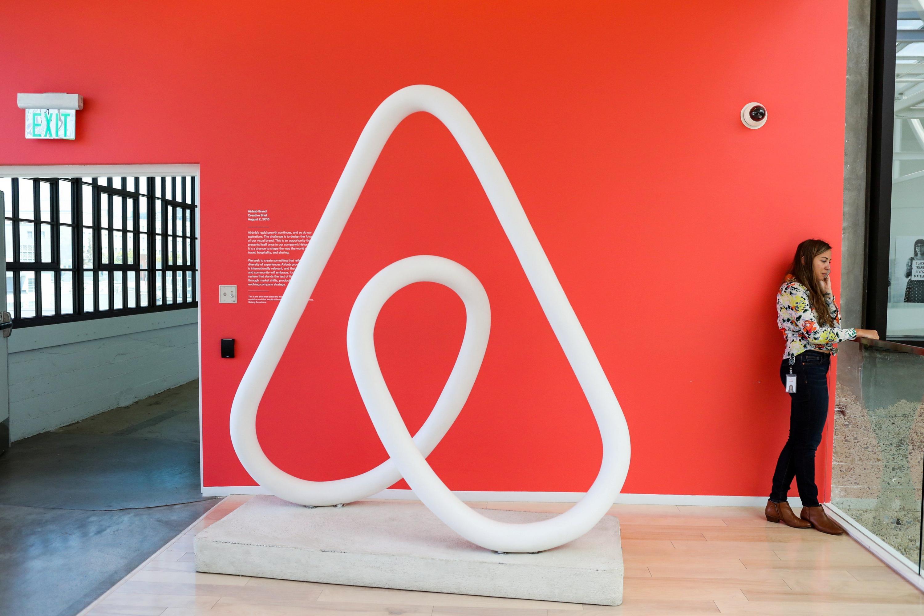 Bonus track: Airbnb alista su salida a Wall Street y se estima que se dará entre este año y 2020. Expertos dicen que la empresa vale US$29,300 millones y el debut en bolsa la haría crecer a US$50,000 millones.&nbsp;(Foto: Reuters)
