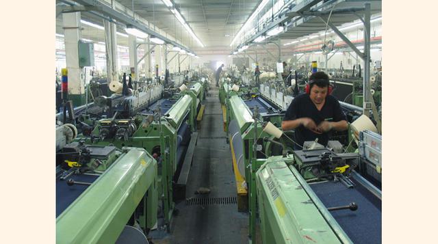 El proyecto de ley de presupuesto 2016 plantea un déficit de 3% del PBI, contempla un incremento de gasto de 6% por debajo del crecimiento de los dos años anteriores, cuando la tasa se encontraba alrededor de 10%.