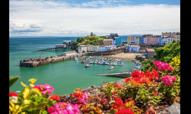 Foto 10 | PEMBROKESHIRE (GALES). La región costera de Pembrokeshire, en Gales, y su épico camino po rla costa se encuentran a cuatro hojas y media de Londres, pero parecen de otro mundo. El paisaje costero es ideal para descansar.
