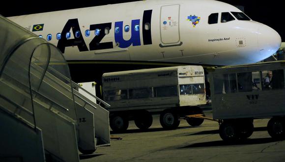 Antes de la crisis sanitaria desatada a nivel mundial por el COVID-19, las aerolíneas Azul y Latam Brasil volaban a un total de 137 destinos en Brasil. (Reuters)
