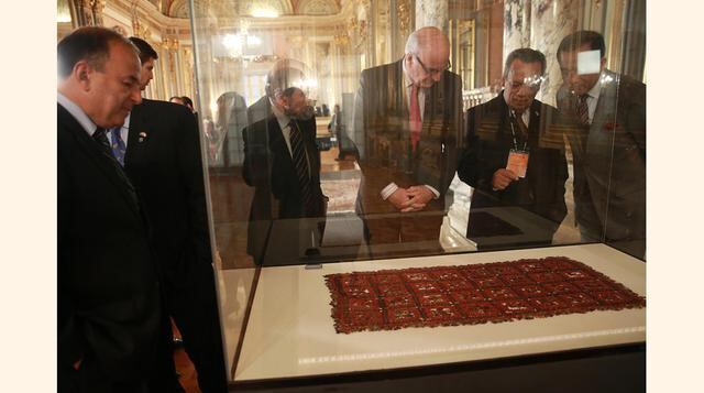 Las piezas, que están en magnífico estado de conservación, fueron exhibidas luego de una ceremonia en Palacio de Gobierno.