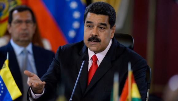 1. Nicolás Maduro, presidente de Venezuela. Los expertos consideran a Maduro como el máximo responsable de los supuestos crímenes de lesa humanidad y aseguran que "ha optado por el autoritarismo como medio para mantenerse en el poder". Consideran que el "régimen" de Maduro ha usado tácticas cada vez "mejor organizadas y más agresivas para ejercer su control sobre el país" y que, bajo su Gobierno, que comenzó en abril de 2013, la tortura se ha convertido en un "instrumento de persecución y represión". (Foto: AFP)