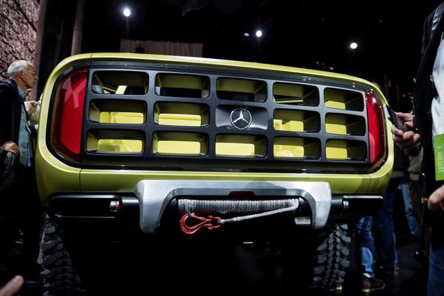 Mercedes está decidida a destronar este año a BMW como la firma que más autos de alta gama vende en el mundo, mientras aumenta los volúmenes de sus vehículos utilitarios deportivos que atraen a compradores jóvenes. (Foto: Reuters)