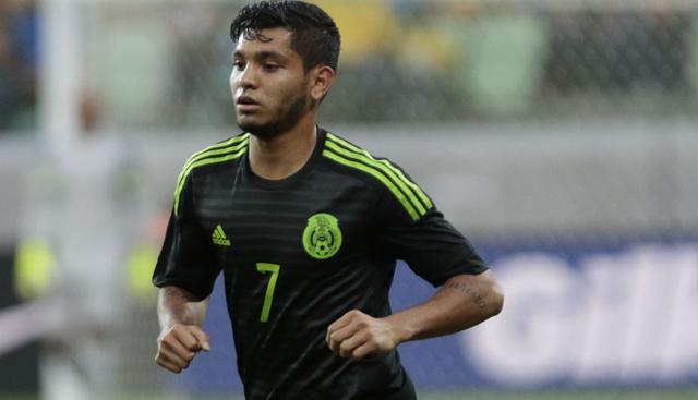 Jesús Manuel Corona |En la segunda línea de volante que mandaría Herrera al campo estaría Jesús Corona, del Twente de Holanda. Transfermarkt.es estima que su precio está por arriba de los 4 millones y medio de dólares. (AFP)