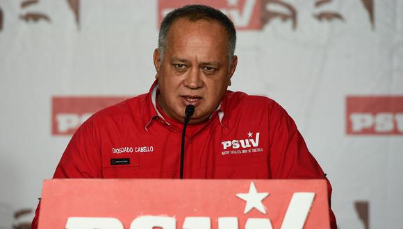 Cabello también dijo que las políticas del presidente colombiano Iván Duque hacen a ese país “insostenible”. (AFP / Federico PARRA).