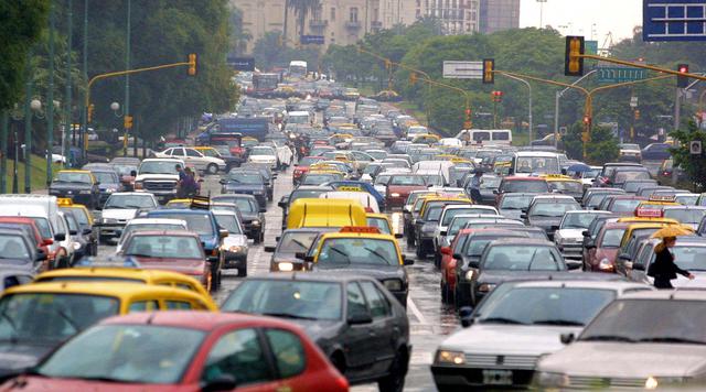 FOTO 14 |En contraparte, un viaje en auto por la ciudad argentina no excede de los 60 minutos. (Foto: AFP)