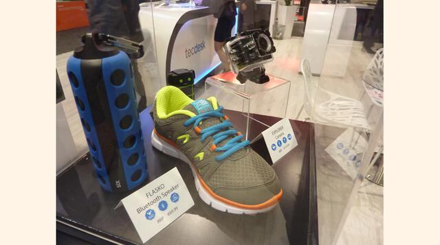 Tecdesk presentó accesorios para deportistas con comunicación inalámbrica. (Foto: Javier Parker)