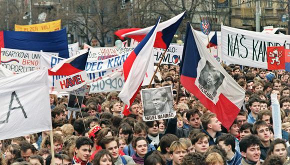 La Revolución de terciopelo marcó la división de la otrora icónica Checoslovaquia en República Checa y Eslovaquia.