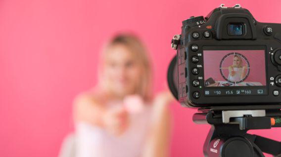 Los edutuber comparten sus conocimientos con los demás. (Foto:Freepik)