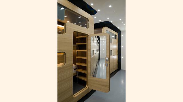 El interior tiene un espacio de 2m de ancho por 1,4m de fondo (y 2.3m de alto) y contiene una cama de 2 x 0.6 m. (Foto: Sleepbox)