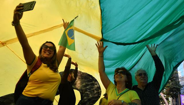 A finales de abril, la tasa de aprobación del Gobierno de Bolsonaro se situaba en un 35%, frente a un 31% que lo consideraba regular y un 27% que lo calificaba de "pésimo". (Foto: AFP)