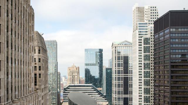 Así es la vista desde el hotel de Chicago. Con 700 propiedades en los Estados Unidos, Canadá, Europa, Medio Oriente y Centroamérica, Residence Inn by Marriott es el líder en el segmento de alojamiento de estancias prolongadas.