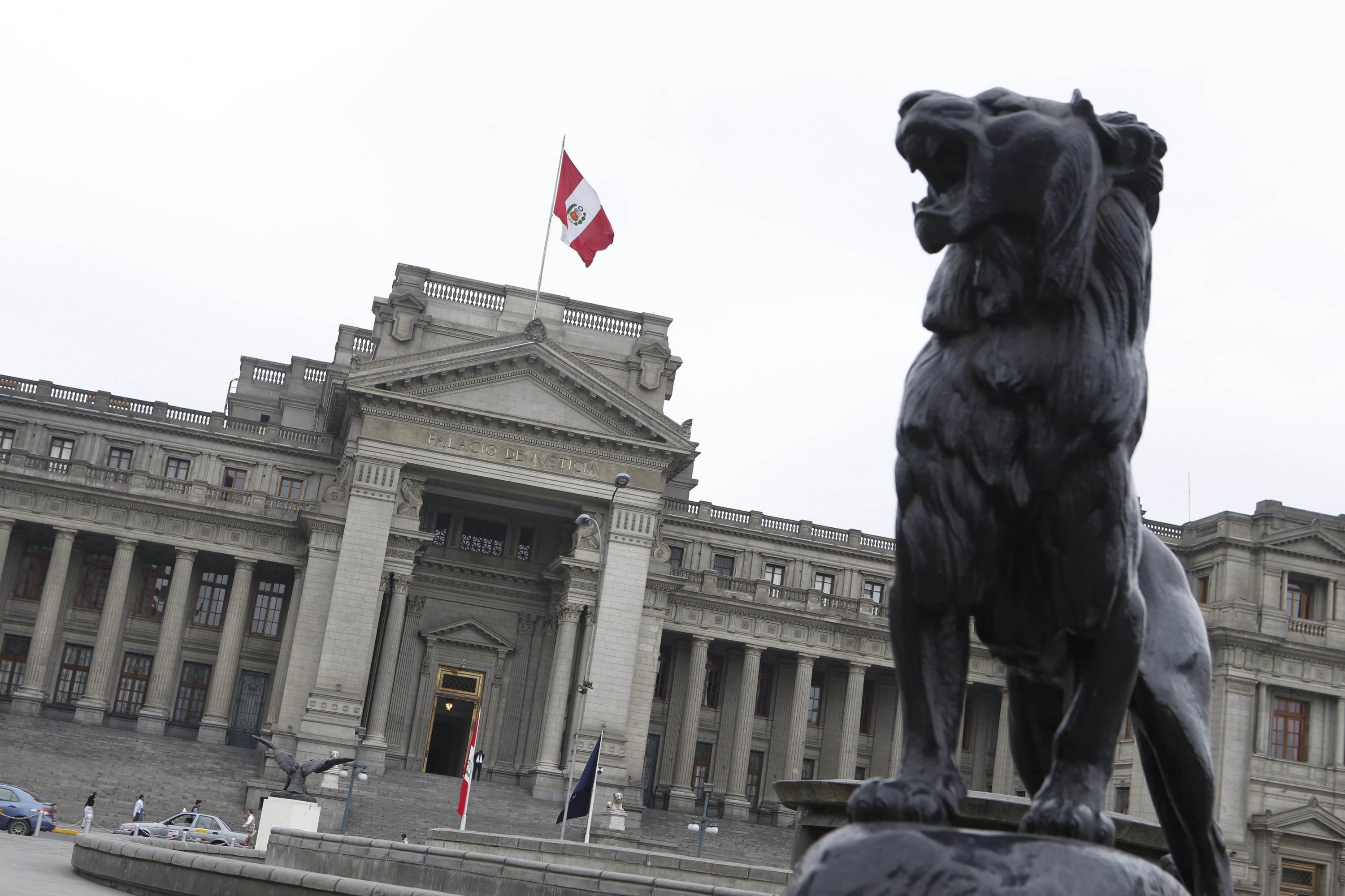 En la mira. Jueces y fiscales deberán hacer públicas sus denuncias y procesos administrativos.