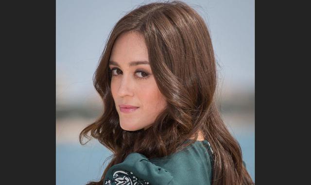 FOTO 21 | Política: "Me tocó el trasero desde su silla de ruedas con su esposa Barbara Bush al lado. Me contó un chiste verde", dijo Heather Lind.