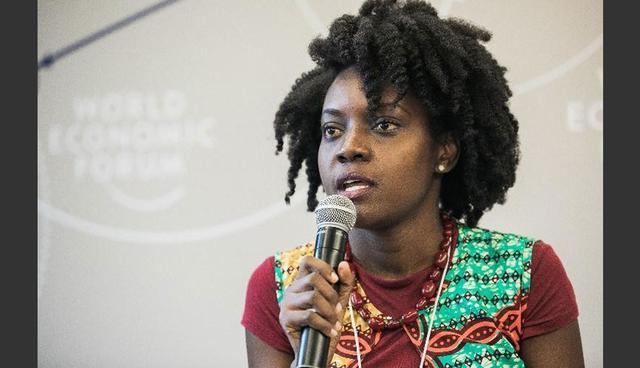 FOTO 4 | Doreen Kessy

Doreen es jefa de operaciones de Ubongo, una plataforma educativa multimedia en África. La plataforma usa el poder del entretenimiento y los medios de comunicación para proporcionar material educativo a bajo costo, y en alto volumen y escala.

Alrededor de 6,4 millones de hogares en 31 países actualmente miran, escuchan y aprenden de los dibujos animados de Ubongo cada semana, logrando mejores resultados en matemáticas y preparación para la escuela. Además, las caricaturas también han demostrado tener un impacto positivo en el comportamiento de los cuidadores.

En Akili y yo, los niños de tres a seis años se unen a Akili en Lala Land, donde aprenden inglés, dibujo, números y letras. (Foto: Foro Económico Mundial)