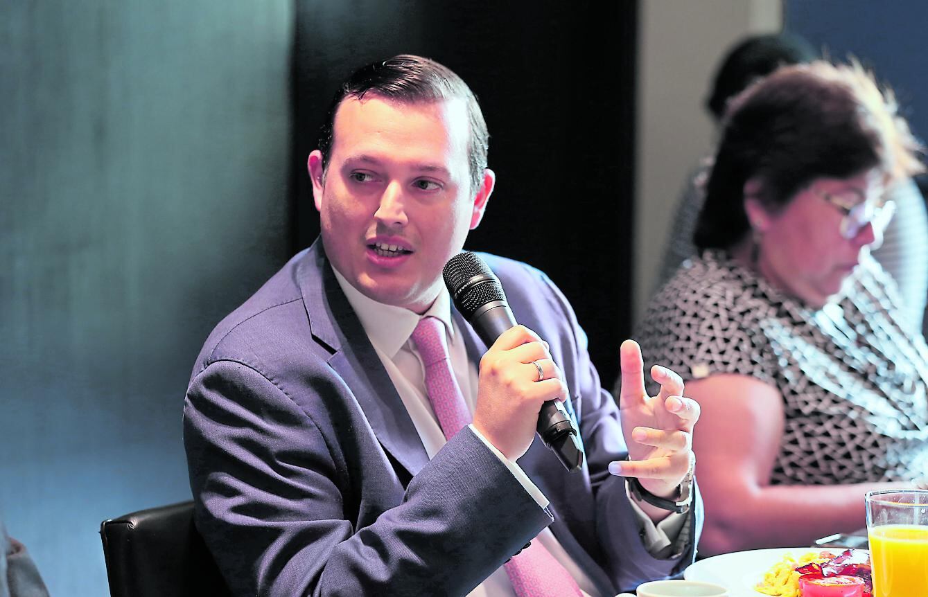 LIMA, 15 DE ENERO DEL 2020
FOTOS DURANTE LA MESA REDONDA SOBRE "FONDOS DE INVERSION  FIBRAS" ORGANIZADO POR EL DIARIO GESTION Y LA EMPRESA EY.